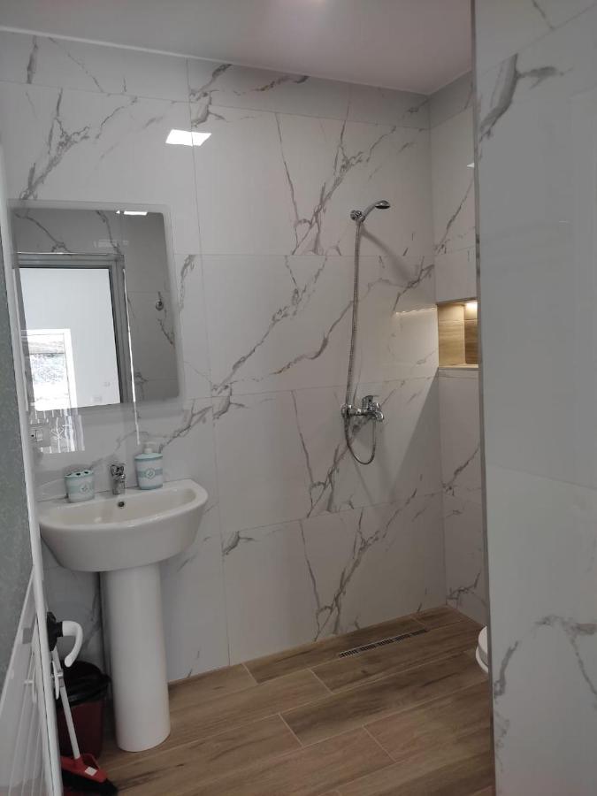 Aila Apartment Sarande Ngoại thất bức ảnh