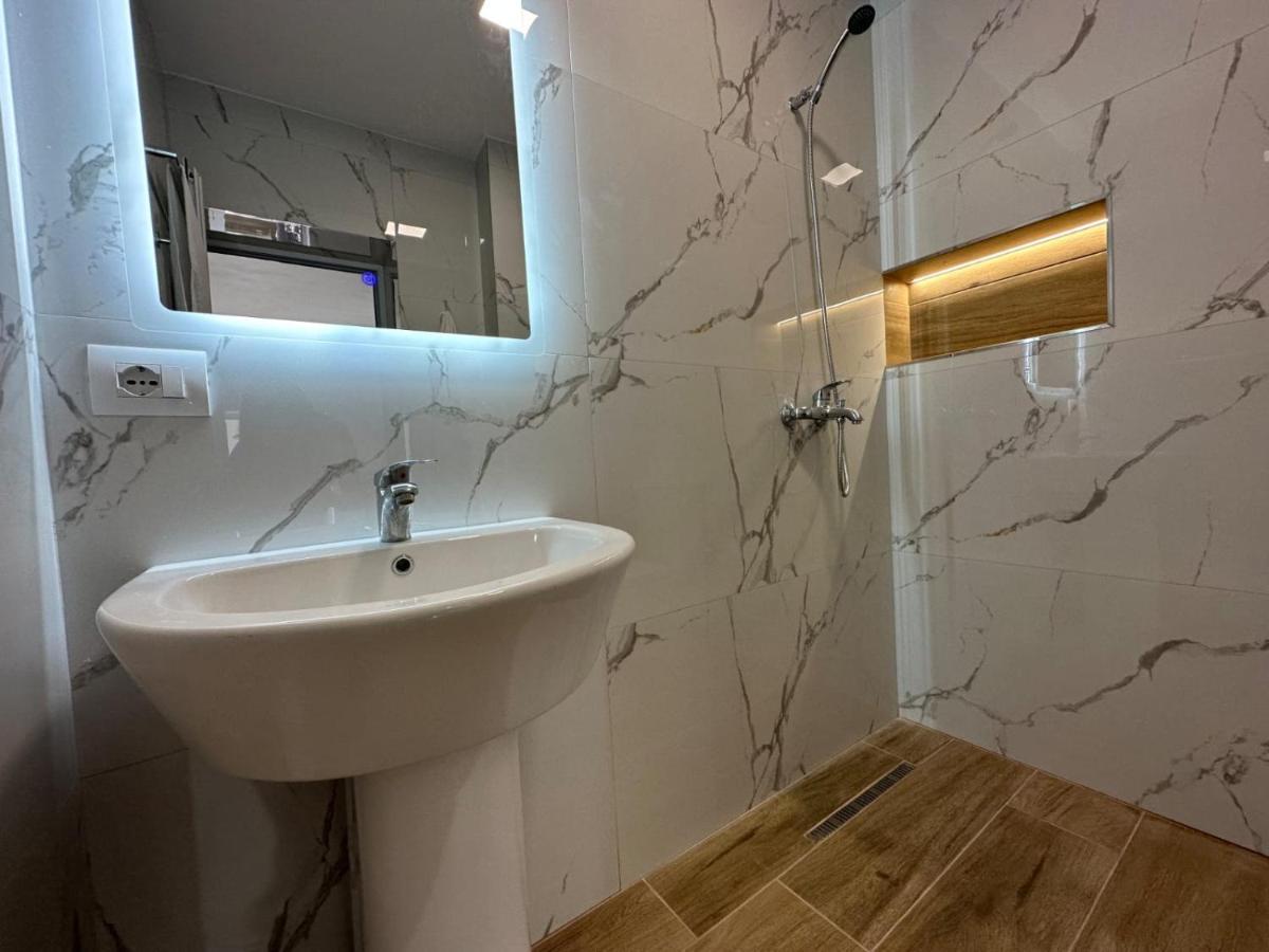 Aila Apartment Sarande Ngoại thất bức ảnh