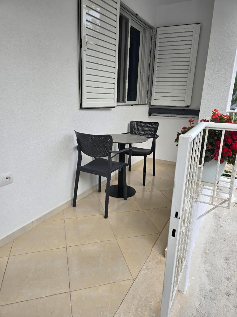 Aila Apartment Sarande Ngoại thất bức ảnh